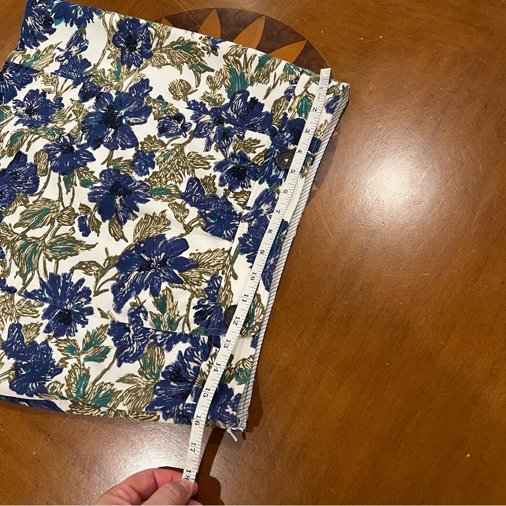 Brooks Brothers Red Fleece Straight Fit Floral Mini Skirt 10 Button Detail Blue - Picture 13 of 16